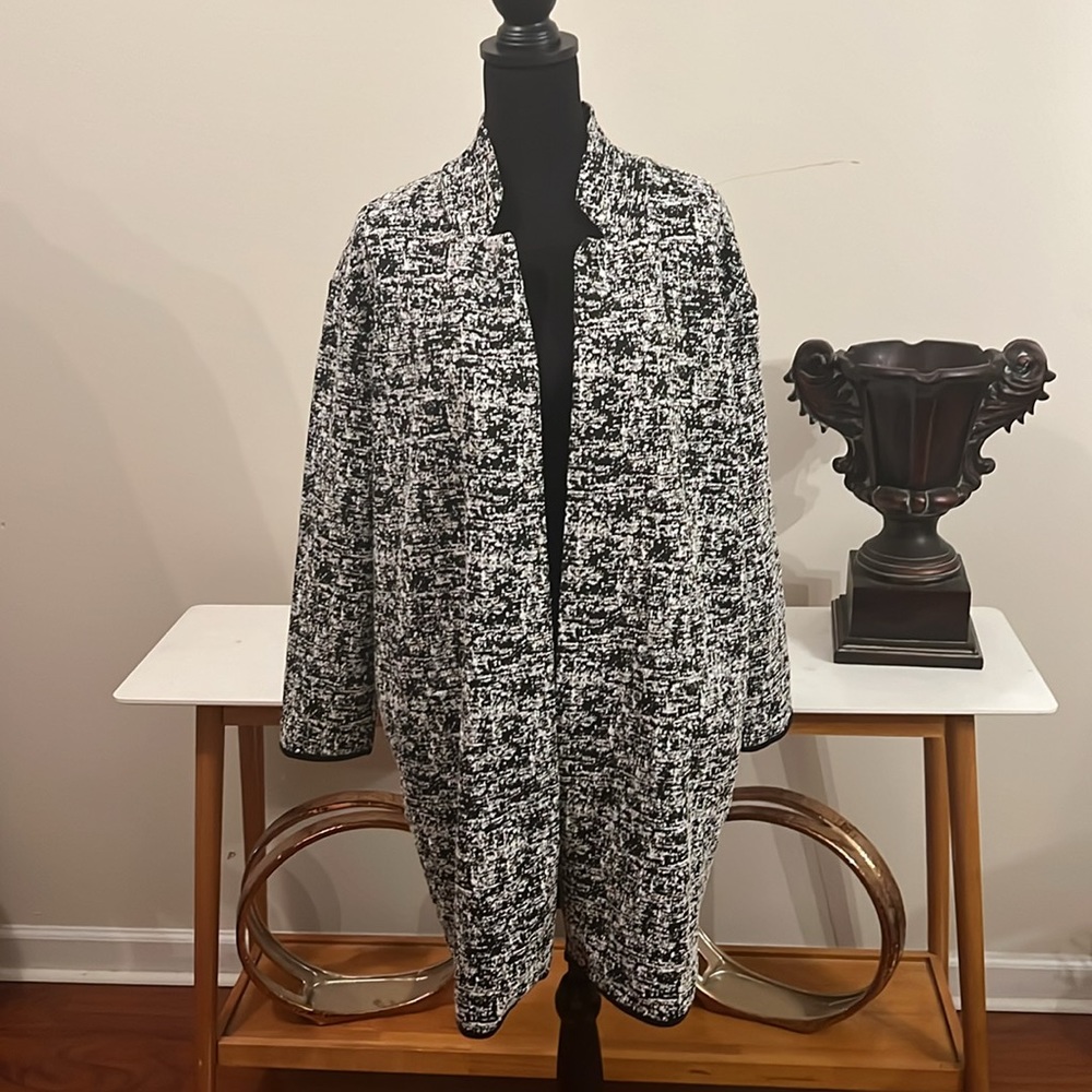 JOAN VASS NEW YORK SWEATER